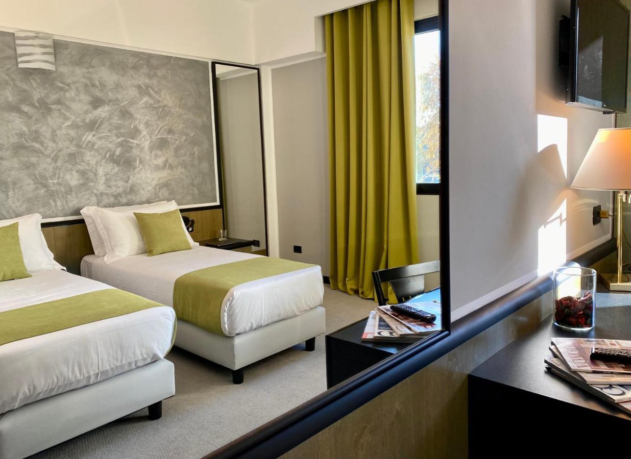 Hotel Gardenia Fiera 瑟门内特 外观 照片